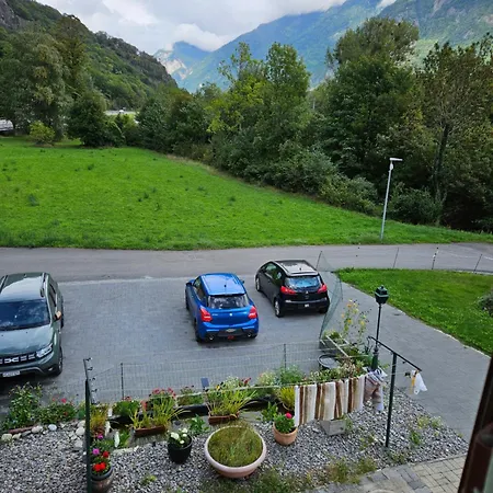 1 Petite Dans Maison Prive *