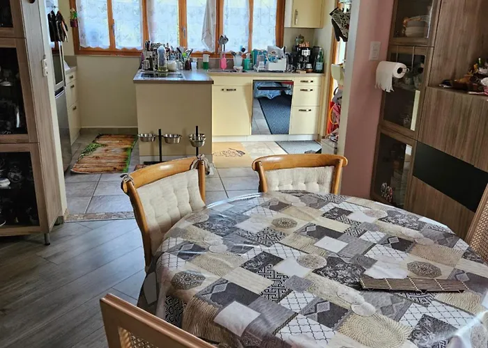 1 Petite Dans Maison Prive *